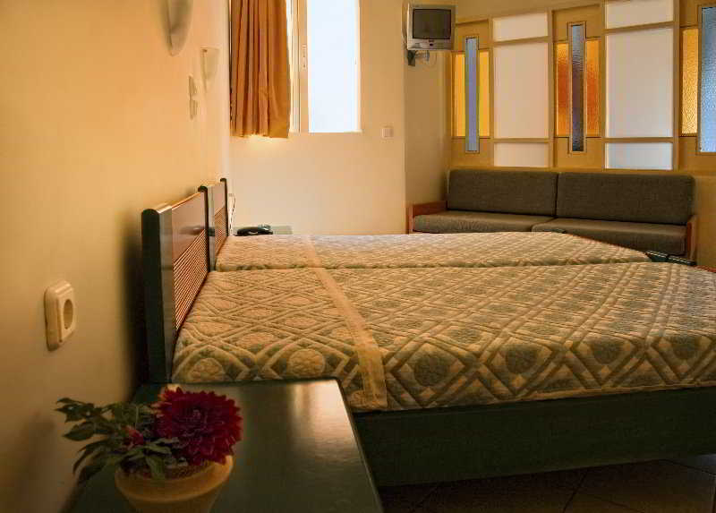 Papadakis Aparthotel เยโอริยิอูโปลิส ภายนอก รูปภาพ